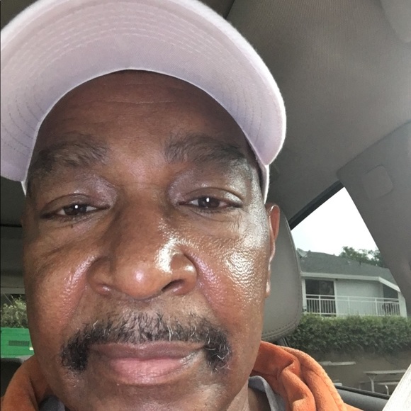 Meet your Posher, Calvin - Picture 1 of 1